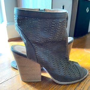 Charlotte Russe woman’s bootie heels